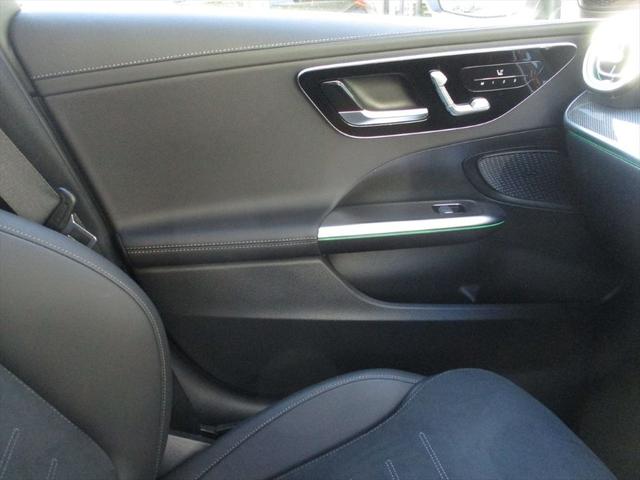 Ｃクラス Ｃ２００アバンギャルド　ＡＭＧラインパッケージ　ベーシックパッケージ　ドライバーズパッケージ　パノラミックスライディングルーフ　ヘッドアップディスプレイ　ｍｅコネクト　パワーシート　シートヒーター　３６０度カメラ　ＥＴＣ２．０　ナビゲーション　ＴＶ（53枚目）