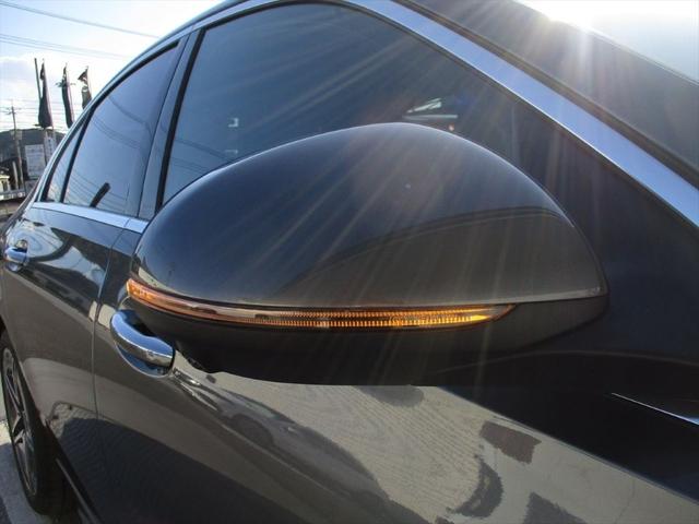 Ｃクラス Ｃ２００アバンギャルド　ＡＭＧラインパッケージ　ベーシックパッケージ　ドライバーズパッケージ　パノラミックスライディングルーフ　ヘッドアップディスプレイ　ｍｅコネクト　パワーシート　シートヒーター　３６０度カメラ　ＥＴＣ２．０　ナビゲーション　ＴＶ（68枚目）