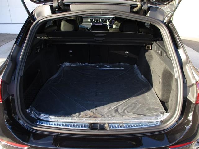 Cクラスステーションワゴン C200ステーションワゴンアバンギャルドAMGライP ベーシックパッケージ パノラミックスライディングルーフ ヘッドアップディスプレイ レーダーセーフティーパッケージ meコネクト パワーシート シートヒーター 360度カメラ ETC2.0(10枚目)