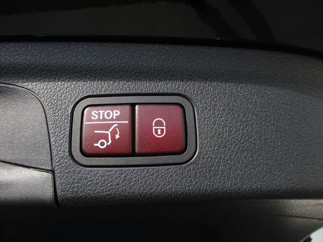 GLE GLE450d 4マチックスポーツ パノラミックスライディングルーフ レーダーセーフティーパッケージ ヘッドアップディスプレイ エアサスペンション 3列シート 7人乗り meコネクト ナッパレザーシート パワーシート シートヒーター(9枚目)