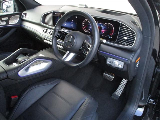 GLE GLE450d 4マチックスポーツ パノラミックスライディングルーフ レーダーセーフティーパッケージ ヘッドアップディスプレイ エアサスペンション 3列シート 7人乗り meコネクト ナッパレザーシート パワーシート シートヒーター(12枚目)