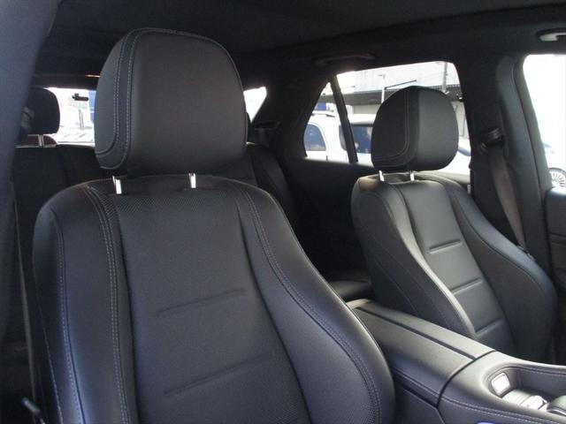 GLE GLE450d 4マチックスポーツ パノラミックスライディングルーフ レーダーセーフティーパッケージ ヘッドアップディスプレイ エアサスペンション 3列シート 7人乗り meコネクト ナッパレザーシート パワーシート シートヒーター(14枚目)