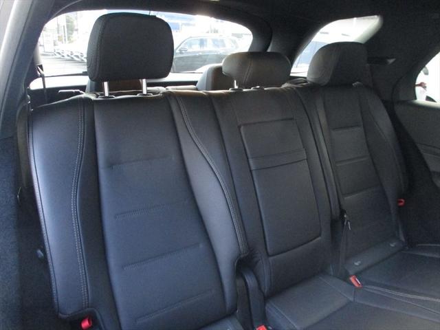 GLE GLE450d 4マチックスポーツ パノラミックスライディングルーフ レーダーセーフティーパッケージ ヘッドアップディスプレイ エアサスペンション 3列シート 7人乗り meコネクト ナッパレザーシート パワーシート シートヒーター(18枚目)