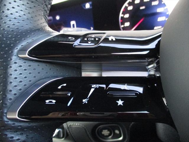 GLE GLE450d 4マチックスポーツ パノラミックスライディングルーフ レーダーセーフティーパッケージ ヘッドアップディスプレイ エアサスペンション 3列シート 7人乗り meコネクト ナッパレザーシート パワーシート シートヒーター(30枚目)