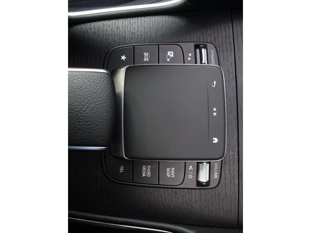 GLE GLE450d 4マチックスポーツ パノラミックスライディングルーフ レーダーセーフティーパッケージ ヘッドアップディスプレイ エアサスペンション 3列シート 7人乗り meコネクト ナッパレザーシート パワーシート シートヒーター(45枚目)