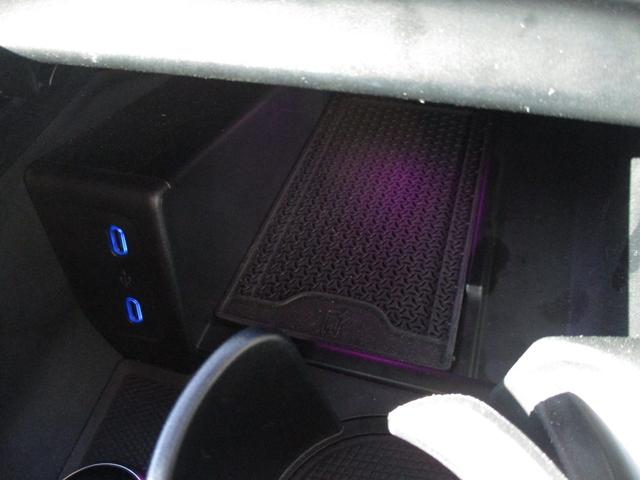 ＥＱＳ ＳＵＶ ＥＱＳ４５０　４Ｍ　ＳＵＶ　ＡＭＧラインパッケージ　デジタルインテリアパッケージ　パノラミックスライディングルーフ　ヘッドアップディスプレイ　３列シート　７人乗り　エアサスペンション　ｍｅコネクト　ナッパレザーシート　パワーシート　シートヒーター（36枚目）