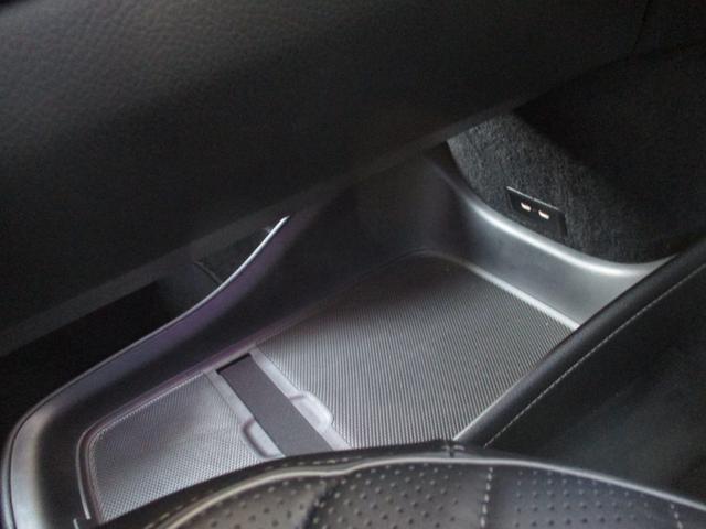 ＥＱＳ ＳＵＶ ＥＱＳ４５０　４Ｍ　ＳＵＶ　ＡＭＧラインパッケージ　デジタルインテリアパッケージ　パノラミックスライディングルーフ　ヘッドアップディスプレイ　３列シート　７人乗り　エアサスペンション　ｍｅコネクト　ナッパレザーシート　パワーシート　シートヒーター（38枚目）