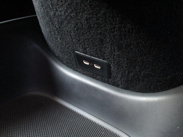 ＥＱＳ ＳＵＶ ＥＱＳ４５０　４Ｍ　ＳＵＶ　ＡＭＧラインパッケージ　デジタルインテリアパッケージ　パノラミックスライディングルーフ　ヘッドアップディスプレイ　３列シート　７人乗り　エアサスペンション　ｍｅコネクト　ナッパレザーシート　パワーシート　シートヒーター（39枚目）