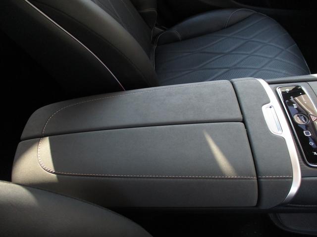 ＥＱＳ ＳＵＶ ＥＱＳ４５０　４Ｍ　ＳＵＶ　ＡＭＧラインパッケージ　デジタルインテリアパッケージ　パノラミックスライディングルーフ　ヘッドアップディスプレイ　３列シート　７人乗り　エアサスペンション　ｍｅコネクト　ナッパレザーシート　パワーシート　シートヒーター（41枚目）