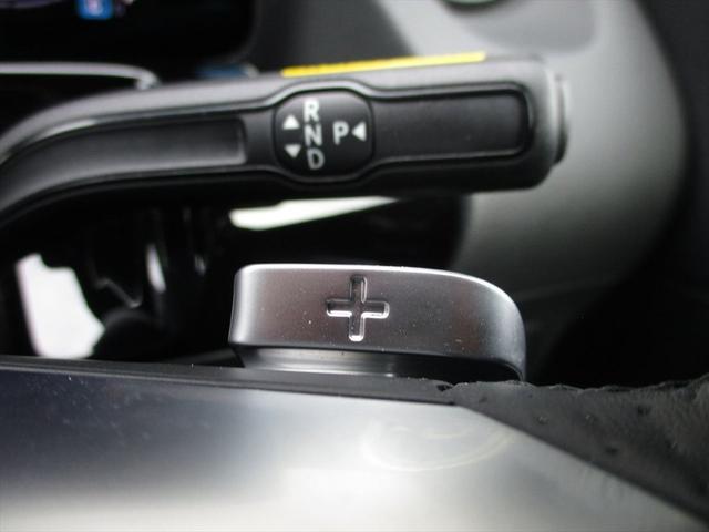 GLAクラス GLA200d 4M AMGレザエクスクルーシブP AMGラインパッケージ コンフォートパッケージ パノラミックスライディングルーフ ヘッドアップディスプレイ meコネクト パワーシート シートヒーター 360度カメラ ETC2.0 ナビゲーション(29枚目)