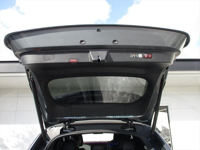 EQE SUV EQE350 4マチック SUV AMGラインパケジ エクスクルーシブパッケージ パノラミックスライディングルーフ ヘッドアップディスプレイ meコネクト エアサスペンション レザーシート パワーシート シートヒーター シートベンチレーター(8枚目)