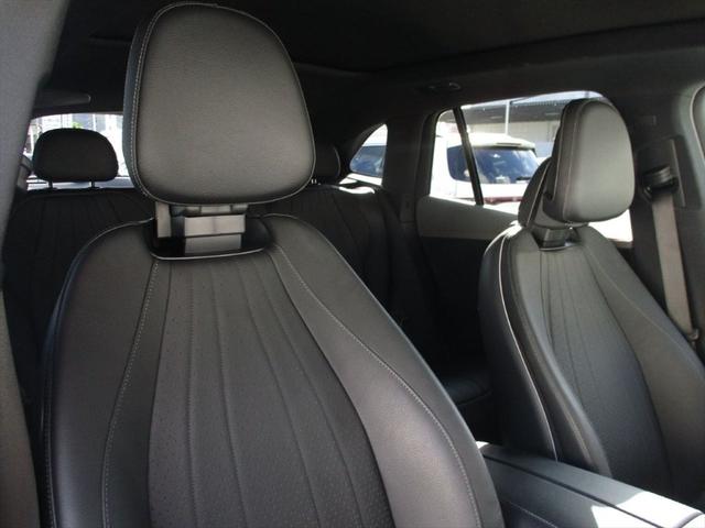 EQE SUV EQE350 4マチック SUV AMGラインパケジ エクスクルーシブパッケージ パノラミックスライディングルーフ ヘッドアップディスプレイ meコネクト エアサスペンション レザーシート パワーシート シートヒーター シートベンチレーター(14枚目)