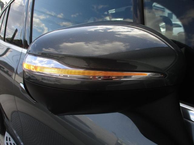 EQE SUV EQE350 4マチック SUV AMGラインパケジ エクスクルーシブパッケージ パノラミックスライディングルーフ ヘッドアップディスプレイ meコネクト エアサスペンション レザーシート パワーシート シートヒーター シートベンチレーター(71枚目)