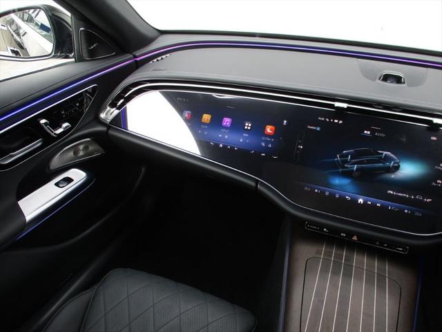 Ｅクラスステーションワゴン Ｅ３００　ステーションワゴン　エクスクルーシブ　デジタルインテリアパッケージ　レザーエクスクルーシブパッケージ　パノラミックスライディングルーフ　ヘッドアップディスプレイ　ｍｅコネクト　エアサスペンション　レザーシート　シートヒーター（67枚目）