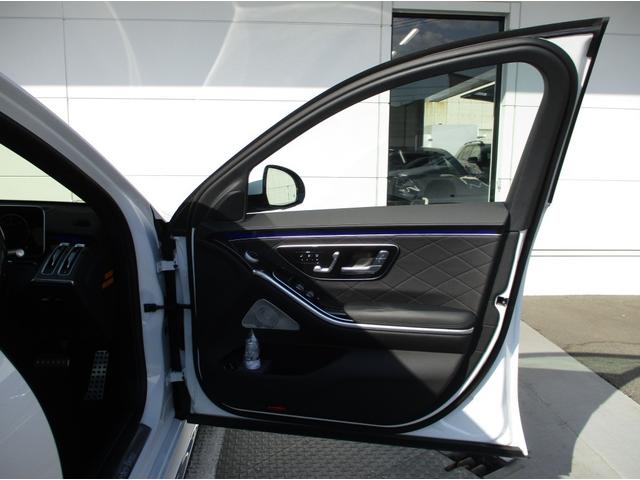 Sクラス S450d 4マチック AMGラインパッケージ ベーシックパッケージ レザーエクスクルーシブパッケージ パノラミックスライディングルーフ ヘッドアップディスプレイ meコネクト エアサスペンション パワーシート シートヒーター 360度カメラ(18枚目)