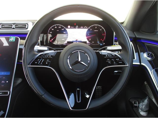 Sクラス S450d 4マチック AMGラインパッケージ ベーシックパッケージ レザーエクスクルーシブパッケージ パノラミックスライディングルーフ ヘッドアップディスプレイ meコネクト エアサスペンション パワーシート シートヒーター 360度カメラ(25枚目)