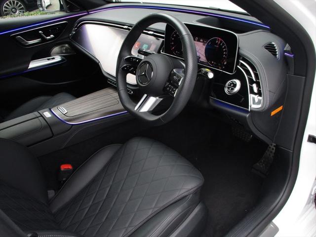 Ｅクラス Ｅ３５０ｅ　スポーツエディションスタードライバーズＰ　デジタルインテリアパッケージ　レザーエクスクルーシブパッケージ　アドバンスドパーキングパッケージ　アドバンスドパッケージ　パノラミックスライディングルーフ　ヘッドアップディスプレイ　ｍｅコネクト（12枚目）