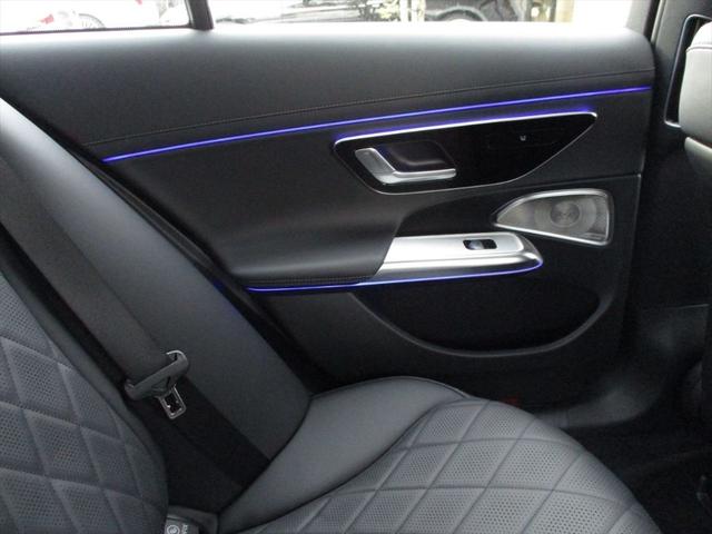 Ｅクラス Ｅ３５０ｅ　スポーツエディションスタードライバーズＰ　デジタルインテリアパッケージ　レザーエクスクルーシブパッケージ　アドバンスドパーキングパッケージ　アドバンスドパッケージ　パノラミックスライディングルーフ　ヘッドアップディスプレイ　ｍｅコネクト（63枚目）