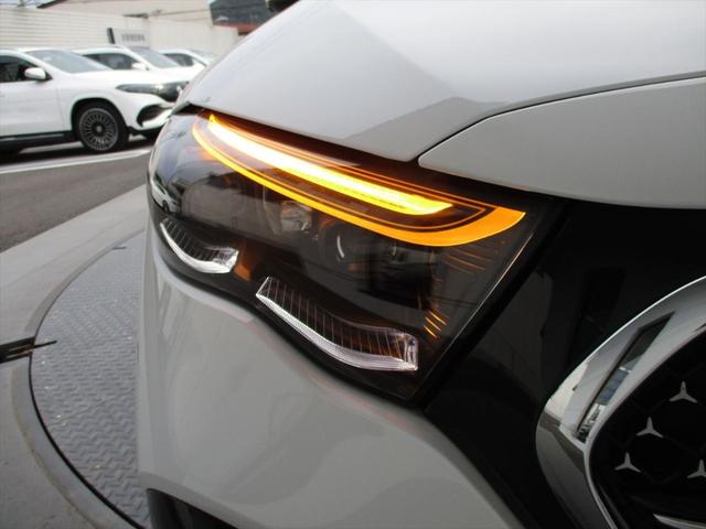 Ｅクラス Ｅ３５０ｅ　スポーツエディションスタードライバーズＰ　デジタルインテリアパッケージ　レザーエクスクルーシブパッケージ　アドバンスドパーキングパッケージ　アドバンスドパッケージ　パノラミックスライディングルーフ　ヘッドアップディスプレイ　ｍｅコネクト（68枚目）