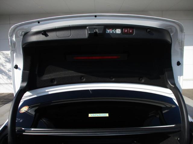 Cクラス C200アバンギャルド AMGラインパッケージ レーダーセーフティーパッケージ meコネクト パワーシート シートヒーター 360度カメラ ETC2.0 ナビゲーション TV パークトロニックシステム 18インチAMGアルミホイール(8枚目)