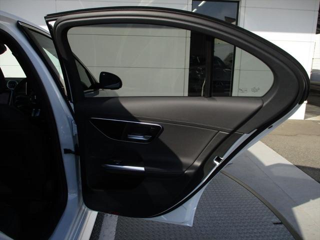 Cクラス C200アバンギャルド AMGラインパッケージ レーダーセーフティーパッケージ meコネクト パワーシート シートヒーター 360度カメラ ETC2.0 ナビゲーション TV パークトロニックシステム 18インチAMGアルミホイール(20枚目)