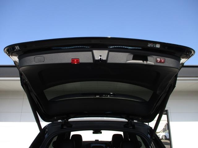 GLE GLE53 4マチック+ デモカー パノラミックスライディングルーフ ヘッドアップディスプレイ 3列シート 7人乗り meコネクト ナッパレザーシート パワーシート シートヒーター シートベンチレーター 360度カメラ(8枚目)