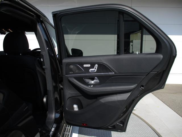 GLE GLE53 4マチック+ デモカー パノラミックスライディングルーフ ヘッドアップディスプレイ 3列シート 7人乗り meコネクト ナッパレザーシート パワーシート シートヒーター シートベンチレーター 360度カメラ(21枚目)