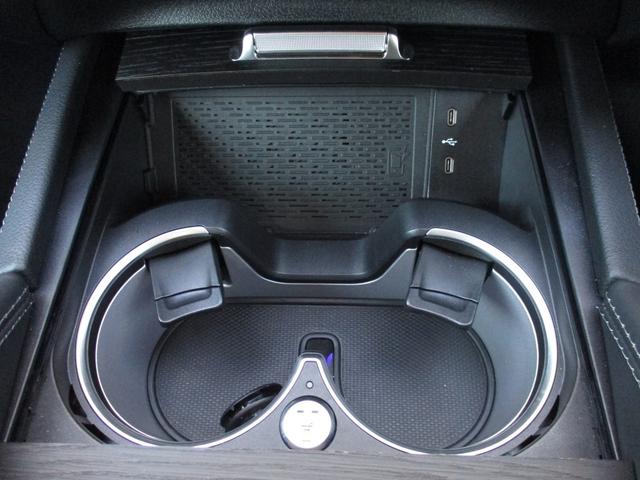 GLE GLE53 4マチック+ デモカー パノラミックスライディングルーフ ヘッドアップディスプレイ 3列シート 7人乗り meコネクト ナッパレザーシート パワーシート シートヒーター シートベンチレーター 360度カメラ(42枚目)