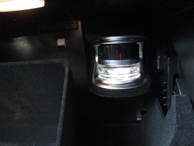 GLE GLE53 4マチック+ デモカー パノラミックスライディングルーフ ヘッドアップディスプレイ 3列シート 7人乗り meコネクト ナッパレザーシート パワーシート シートヒーター シートベンチレーター 360度カメラ(53枚目)