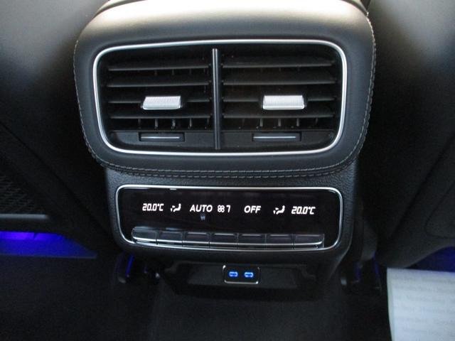 GLE GLE53 4マチック+ デモカー パノラミックスライディングルーフ ヘッドアップディスプレイ 3列シート 7人乗り meコネクト ナッパレザーシート パワーシート シートヒーター シートベンチレーター 360度カメラ(60枚目)