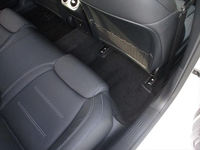 Ａクラスセダン Ａ２００ｄセダンＡＭＧレザエクスクルーシブパッケージ　ＡＭＧラインパッケージ　アドバンスドパッケージ　ヘッドアップディスプレイ　パノラミックスライディングルーフ　ｍｅコネクト　パワーシート　シートヒーター　３６０度カメラ　ＥＴＣ２．０　ナビゲーション（15枚目）