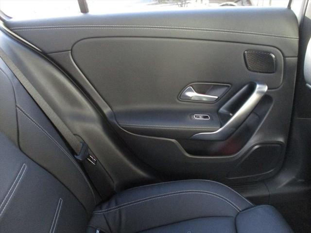 Ａクラスセダン Ａ２００ｄセダンＡＭＧレザエクスクルーシブパッケージ　ＡＭＧラインパッケージ　アドバンスドパッケージ　ヘッドアップディスプレイ　パノラミックスライディングルーフ　ｍｅコネクト　パワーシート　シートヒーター　３６０度カメラ　ＥＴＣ２．０　ナビゲーション（59枚目）