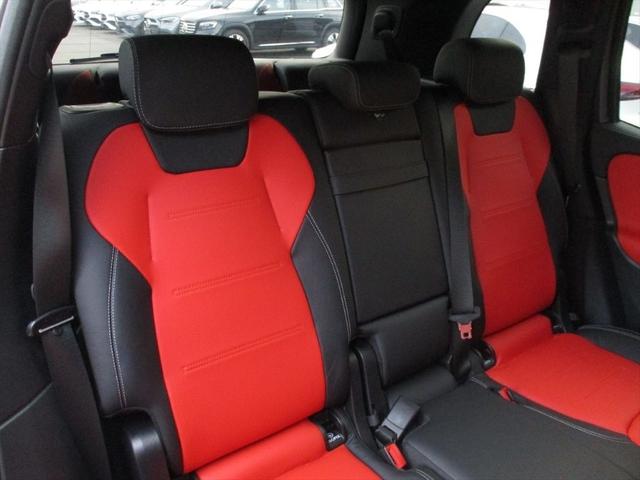 GLB GLB35 4マチック アドバンスドパッケージ パノラミックスライディングルーフ ヘッドアップディスプレイ meコネクト 3列シート 7人乗り レザーシート 革色レッドペッパー パワーシート シートヒーター 360度カメラ(17枚目)