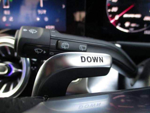 GLB GLB35 4マチック アドバンスドパッケージ パノラミックスライディングルーフ ヘッドアップディスプレイ meコネクト 3列シート 7人乗り レザーシート 革色レッドペッパー パワーシート シートヒーター 360度カメラ(30枚目)