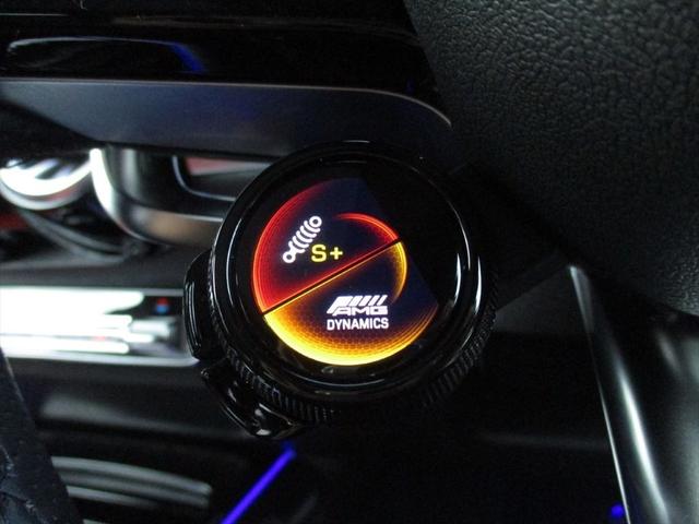 GLB GLB35 4マチック アドバンスドパッケージ パノラミックスライディングルーフ ヘッドアップディスプレイ meコネクト 3列シート 7人乗り レザーシート 革色レッドペッパー パワーシート シートヒーター 360度カメラ(32枚目)