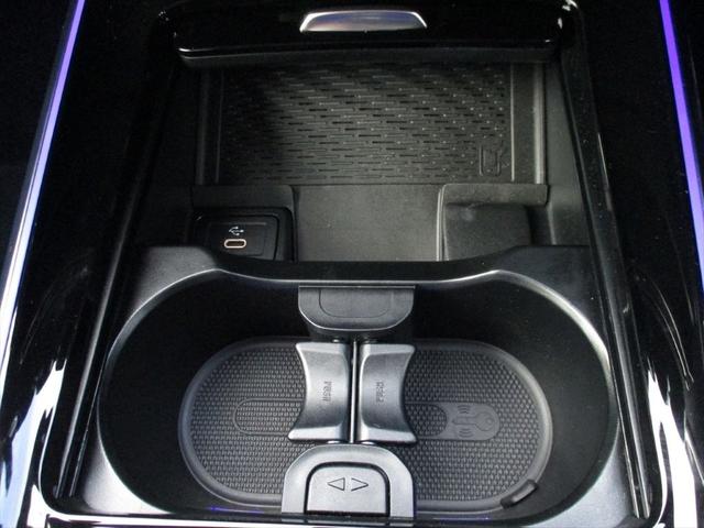 GLB GLB35 4マチック アドバンスドパッケージ パノラミックスライディングルーフ ヘッドアップディスプレイ meコネクト 3列シート 7人乗り レザーシート 革色レッドペッパー パワーシート シートヒーター 360度カメラ(42枚目)