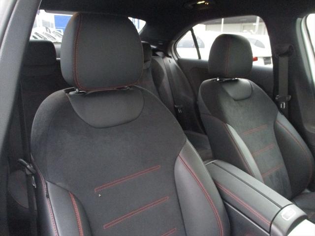 大事なお車のボディをしっかりと保護する、ガラス系ボディコーティング・ホイールコート・インテリアコートも取り扱っております、ご希望のお客様はお気軽にご依頼ください。