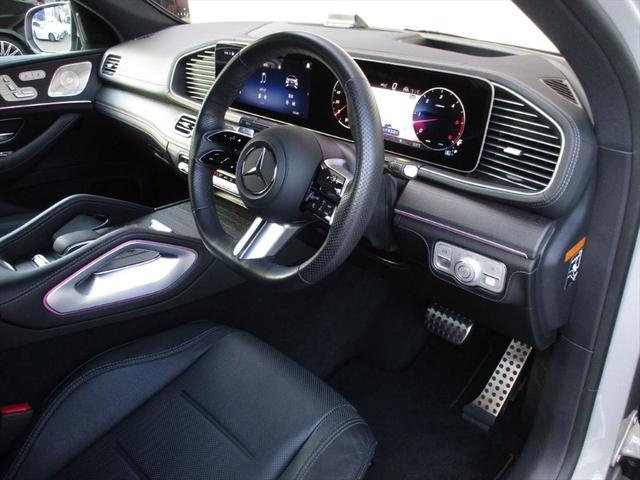 正規販売店の認定中古車は、第三者検査専門機関（ＡＩＳ）に寄って、内外装から機関に至るまで公正かつ厳正に検査されています。詳しくはスタッフまでお問合せ下さい。