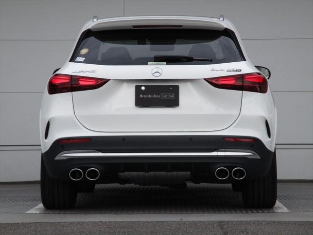 GLAクラス GLA45 S 4マチック+ アドバンスドパッケージ AMGパフォーマンスパッケージ パノラミックスライディングルーフ ヘッドアップディスプレイ meコネクト レザーシート パワーシート シートヒーター 360度カメラ(7枚目)