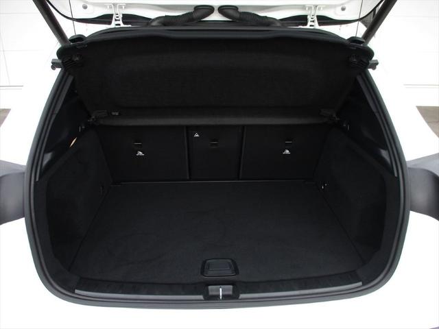 GLAクラス GLA45 S 4マチック+ アドバンスドパッケージ AMGパフォーマンスパッケージ パノラミックスライディングルーフ ヘッドアップディスプレイ meコネクト レザーシート パワーシート シートヒーター 360度カメラ(9枚目)