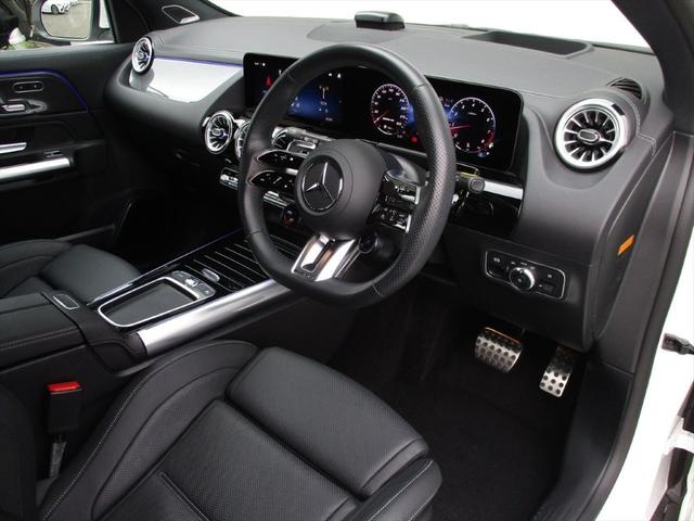 GLAクラス GLA45 S 4マチック+ アドバンスドパッケージ AMGパフォーマンスパッケージ パノラミックスライディングルーフ ヘッドアップディスプレイ meコネクト レザーシート パワーシート シートヒーター 360度カメラ(10枚目)