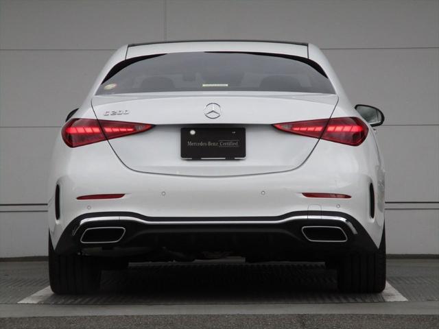 Cクラス C200アバンギャルド AMGラインパッケージ セーフティービジョンパッケージ ドライバーズパッケージ パノラミックスライディングルーフ ヘッドアップディスプレイ meコネクト パワーシート シートヒーター 360度カメラ ETC2.0(7枚目)