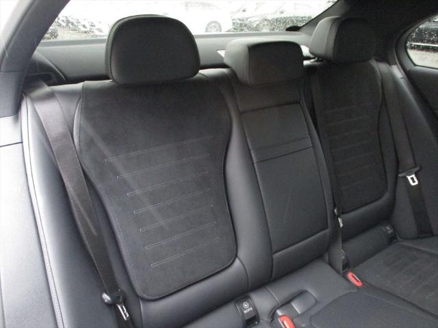 Cクラス C200アバンギャルド AMGラインパッケージ セーフティービジョンパッケージ ドライバーズパッケージ パノラミックスライディングルーフ ヘッドアップディスプレイ meコネクト パワーシート シートヒーター 360度カメラ ETC2.0(18枚目)