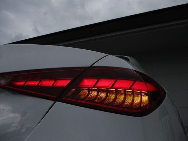 Cクラス C200アバンギャルド AMGラインパッケージ セーフティービジョンパッケージ ドライバーズパッケージ パノラミックスライディングルーフ ヘッドアップディスプレイ meコネクト パワーシート シートヒーター 360度カメラ ETC2.0(64枚目)