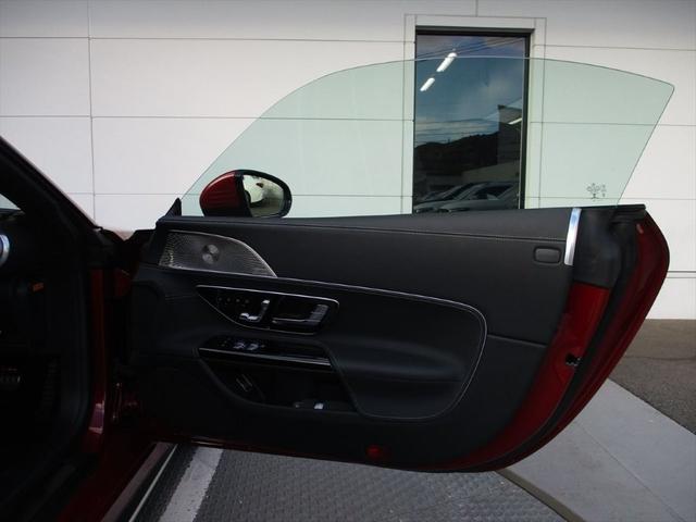 ＳＬ ＳＬ４３　ワンオーナー　ヘッドアップディスプレイ　ｍｅコネクト　ナッパレザーシート　パワーシート　シートヒーター　シートベンチレーター　３６０度カメラ　ＥＴＣ２．０　ナビゲーション　ＴＶ（24枚目）