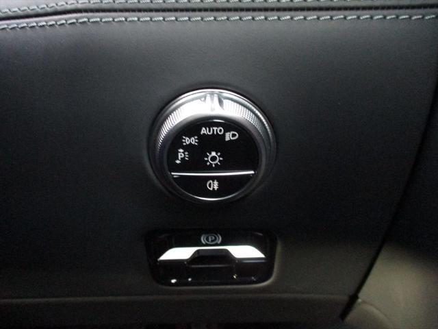 ＳＬ ＳＬ４３　ワンオーナー　ヘッドアップディスプレイ　ｍｅコネクト　ナッパレザーシート　パワーシート　シートヒーター　シートベンチレーター　３６０度カメラ　ＥＴＣ２．０　ナビゲーション　ＴＶ（39枚目）