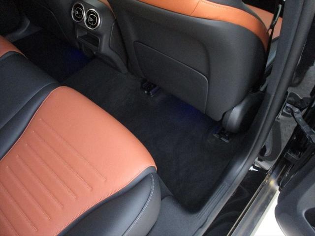 ＊ユーズドカー・オートリース＊　月々一定のリース料だけで、メルセデス・ベンツの魅力をご体験頂ける合理的なリースプランです！資産計上が不要なので、経営指標が悪化せず、リース料金は全額経費処理ができます。