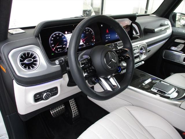 Ｇクラス Ｇ６３　ローンチエディション　ワンオーナー　プラチナホワイトナッパレザーシート　ガラススライディングルーフ　レーダーセーフティーパッケージ　パワーシート　シートヒーター　シートベンチレーター　Ｗエアコン（10枚目）