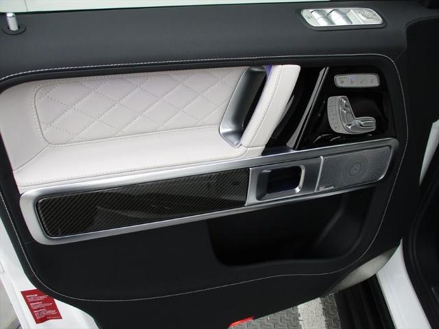 Ｇクラス Ｇ６３　ローンチエディション　ワンオーナー　プラチナホワイトナッパレザーシート　ガラススライディングルーフ　レーダーセーフティーパッケージ　パワーシート　シートヒーター　シートベンチレーター　Ｗエアコン（22枚目）