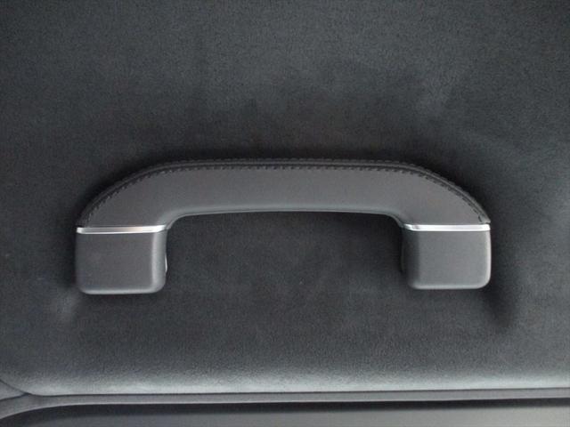 Ｇクラス Ｇ６３　ローンチエディション　ワンオーナー　プラチナホワイトナッパレザーシート　ガラススライディングルーフ　レーダーセーフティーパッケージ　パワーシート　シートヒーター　シートベンチレーター　Ｗエアコン（56枚目）